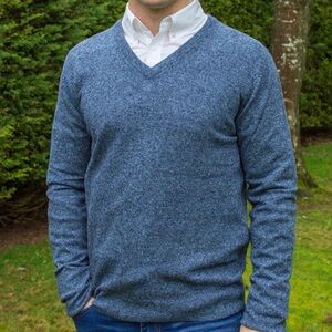 Emerald Style Men’s Heritage Lambswool V-Neck Sweater Blue L NWT